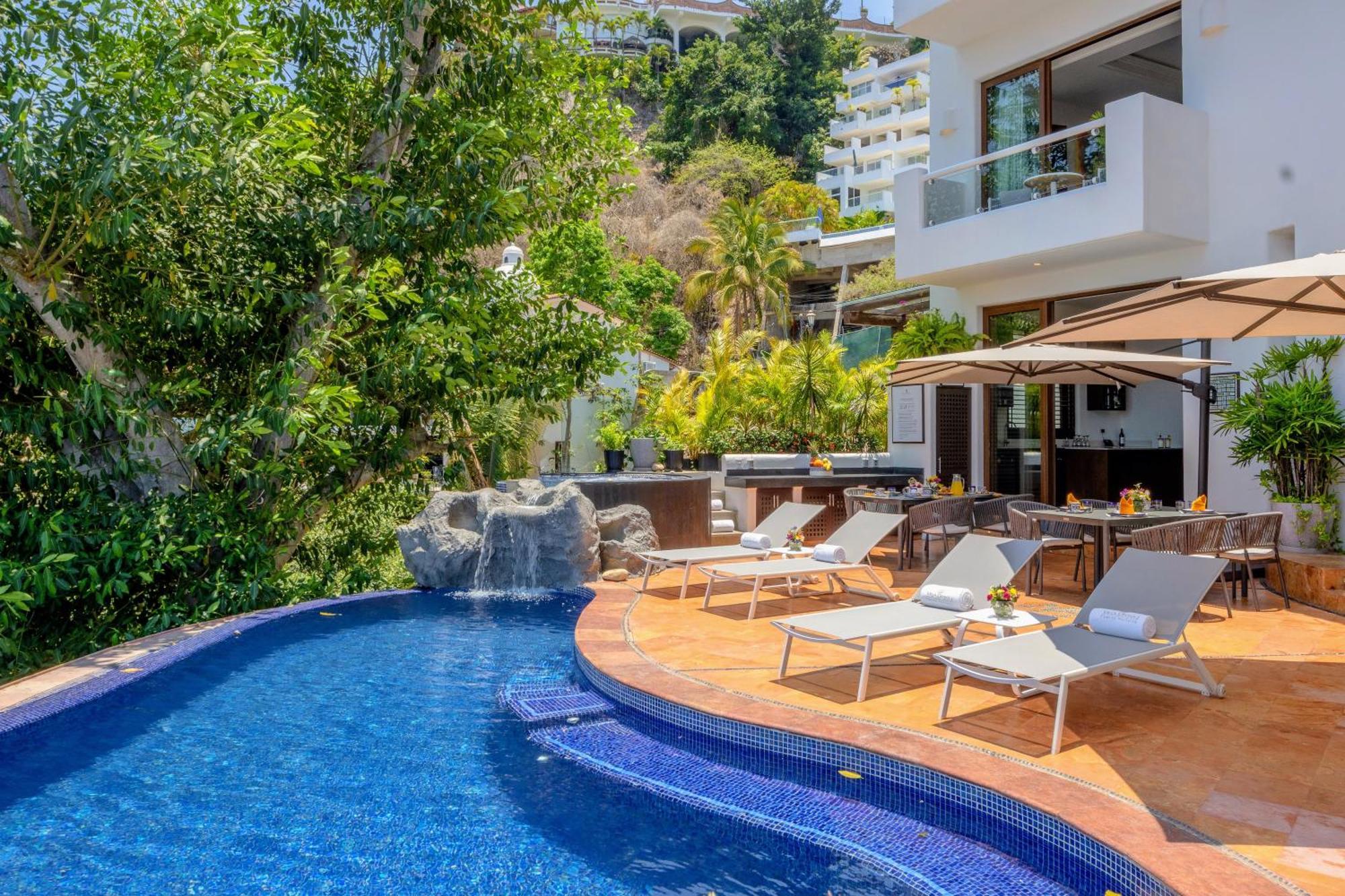 Villa Divina Luxury Boutique - Adults Only ปูแอร์โตบาญาร์ตา ภายนอก รูปภาพ