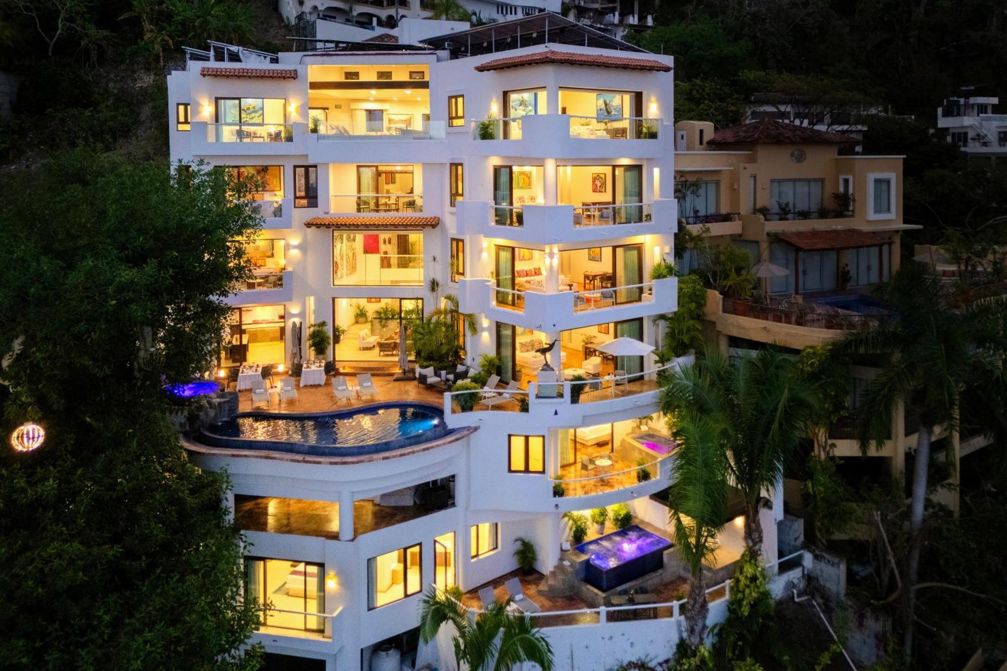 Villa Divina Luxury Boutique - Adults Only ปูแอร์โตบาญาร์ตา ภายนอก รูปภาพ
