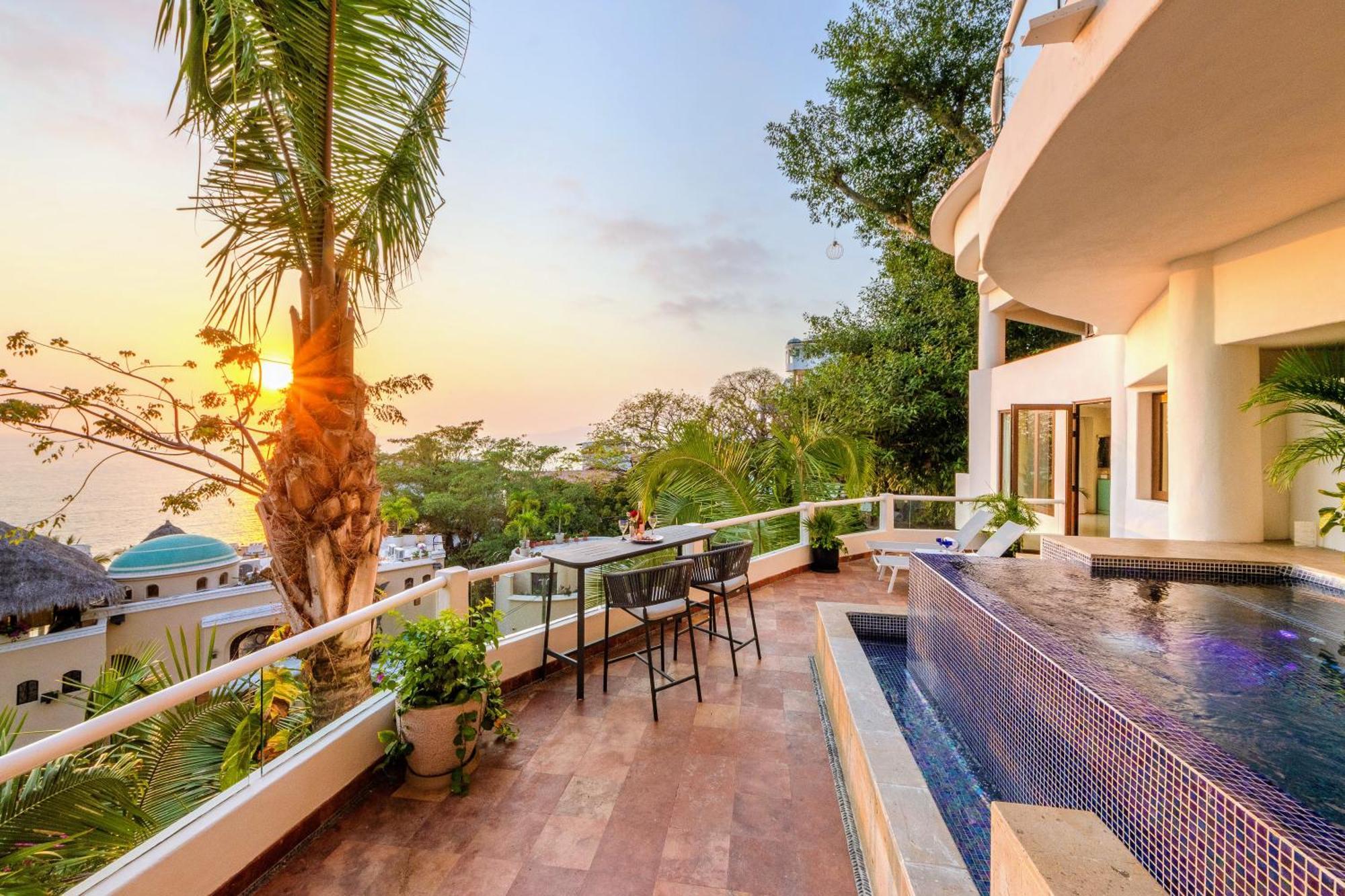 Villa Divina Luxury Boutique - Adults Only ปูแอร์โตบาญาร์ตา ภายนอก รูปภาพ